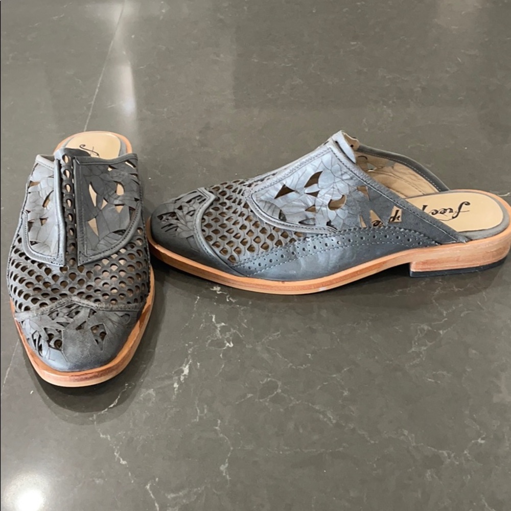 Free People Flats
